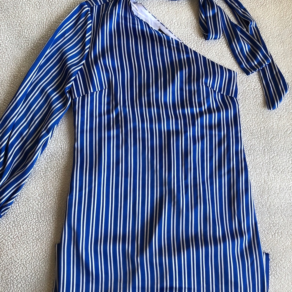 Women’s Banana Republic Bow Neck Dress